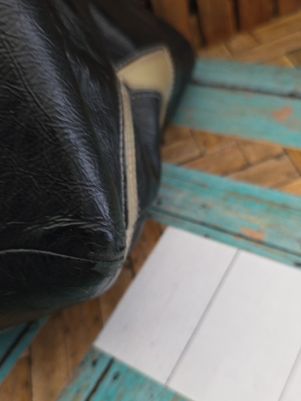 Coach Zip Top Shoulder Bag - Picture 6 of 10